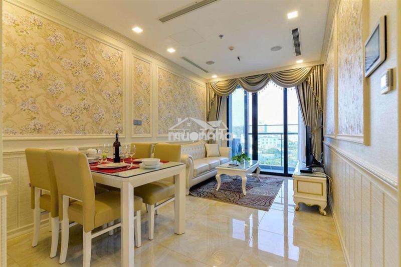 Cần cho thuê căn hộ giá cực tốt tại the goldview quận 4 80m² 2pn 2wc.