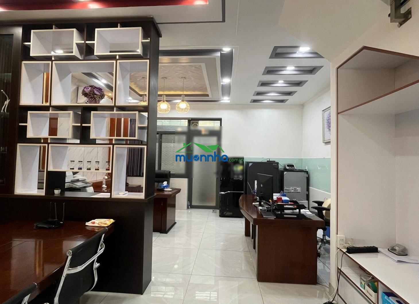 Mình chính chủ cần bán gấp căn nhà tại đào tông nguyên, dt 5x16m, 4pn, giá 8,45 tỷ, hẻm ô tô rộng - 2