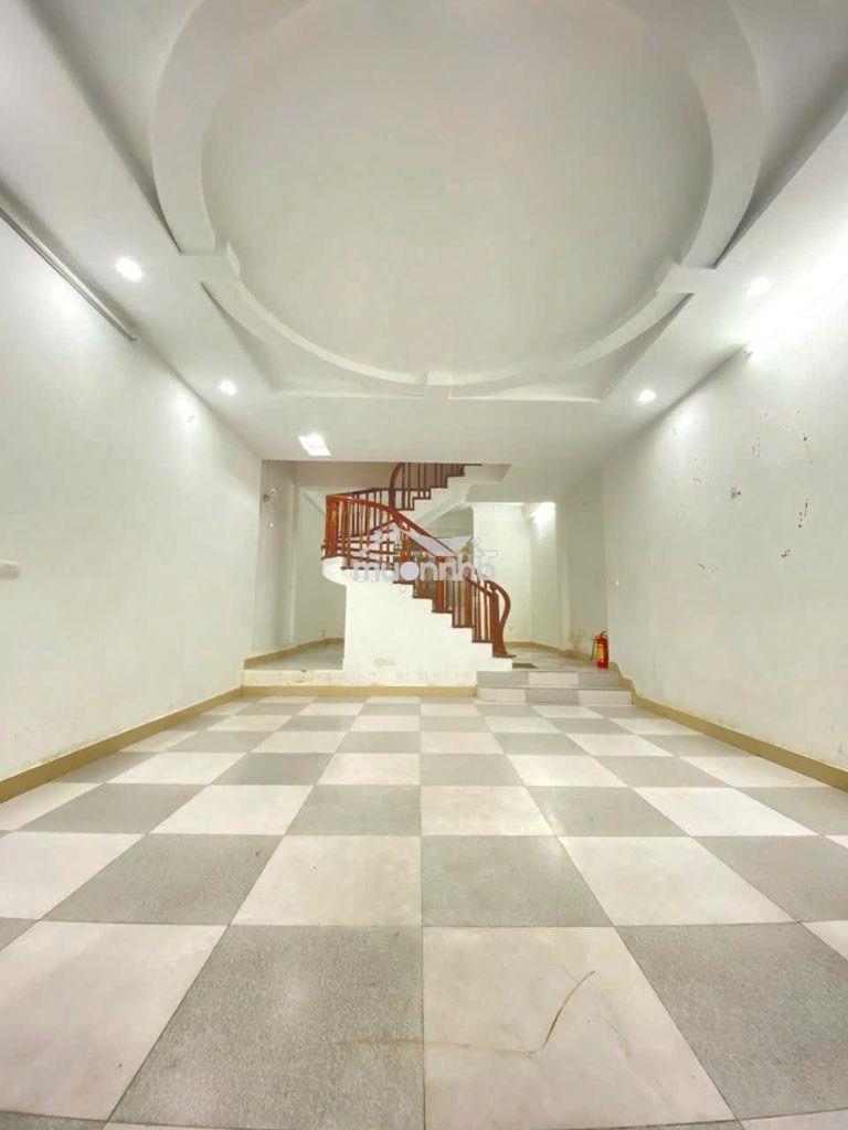 Cho thuê nhà phố lê trọng tấn, 70m2, 5t, ô tô đỗ cửa. làm kd, vp cty.