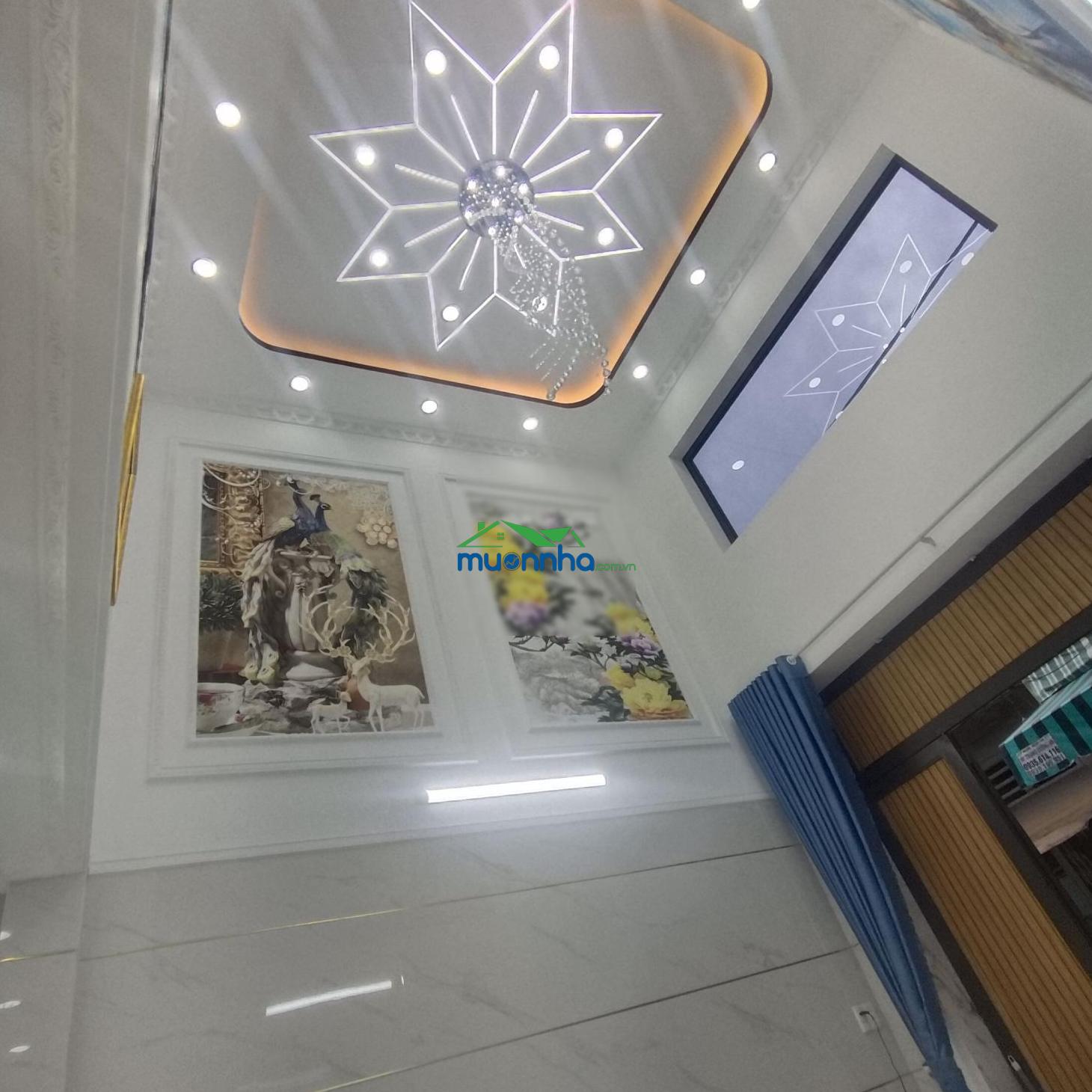 Bán nhà mới xây 76m2 gần ngã tư 4 xã, hxh cách mt đường lớn 100m