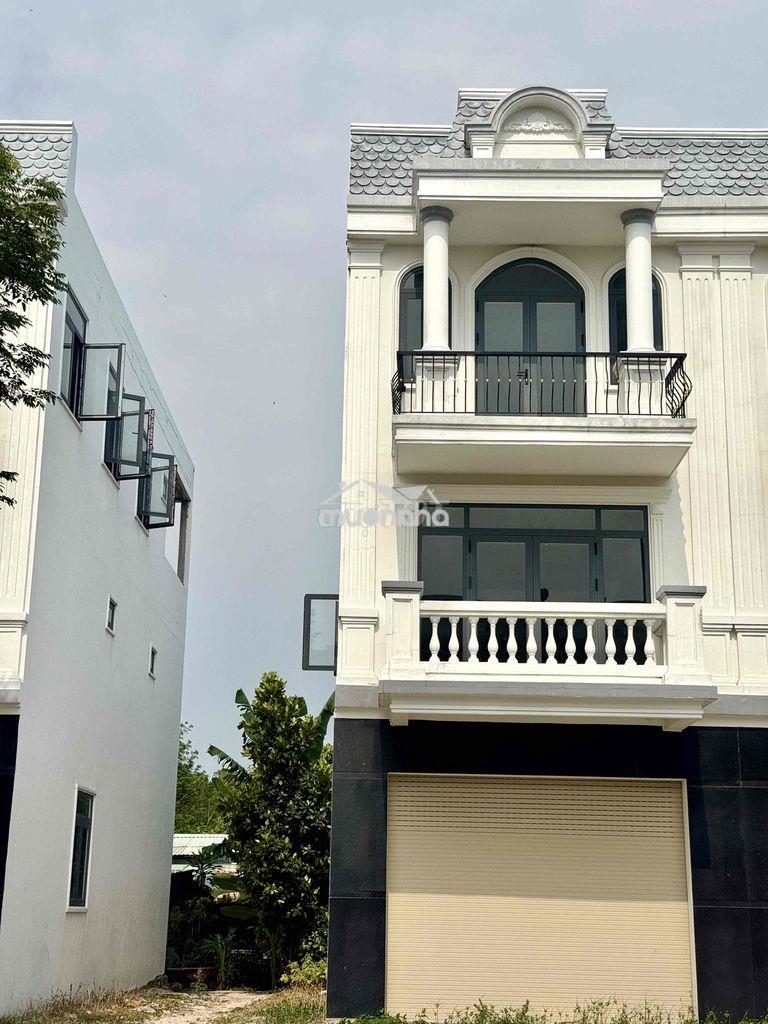 Căn gốc thăng long 2- 219m2 hoàn công - 2