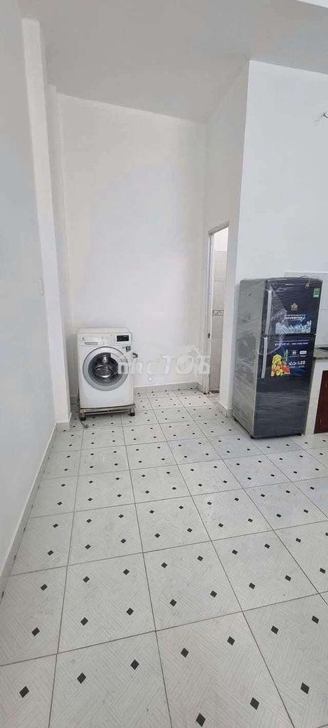 Nhà đối diện đhspkt đường võ văn ngân, dt rộng 3pn 3wc ở+dạy học, vp - Ảnh 2