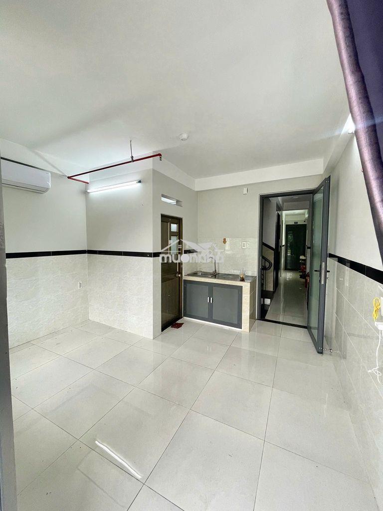 Studio máy lạnh, máy giặt riêng bancol ngay cổng sau cvpm quang trung - Ảnh 2