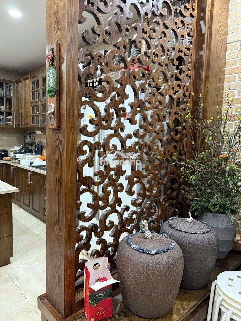 Bán căn biệt thự hẻm vip khu đuờng c1 , p13 gần nhà ga 6x16m  3 lầu st - 2