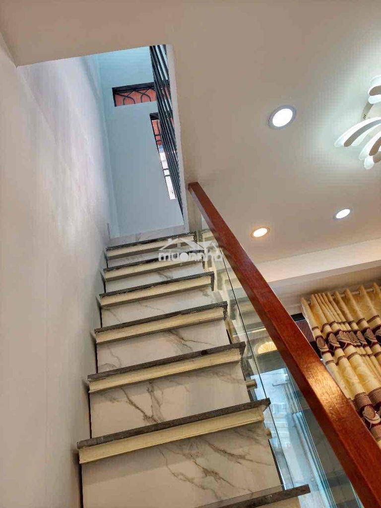 Bán nhà chính chủ quận 7 kế chợ chiều