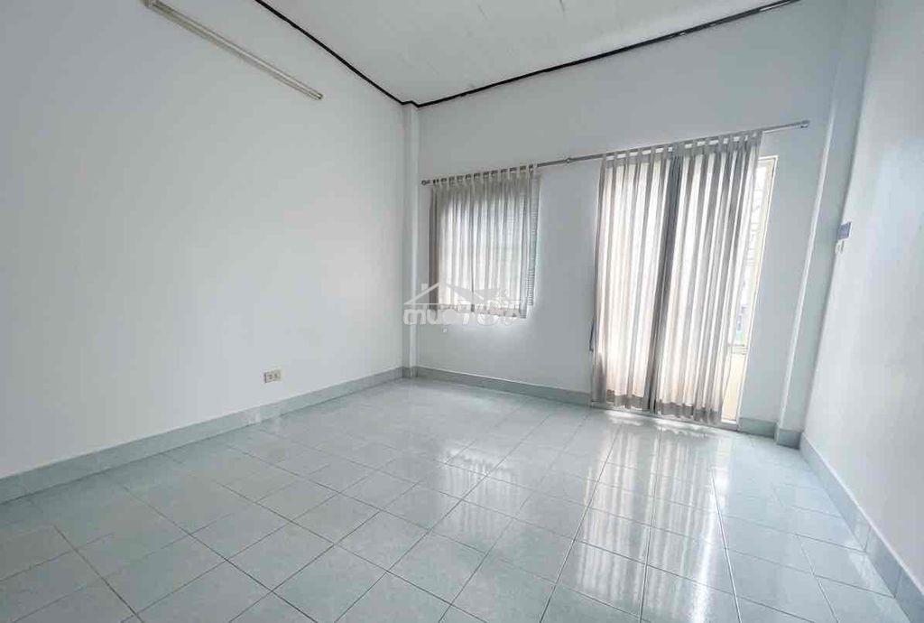 Bán nhà gần 50m2 sát mặt tiền đường lê quang định - hạ giá gấp bán - 3