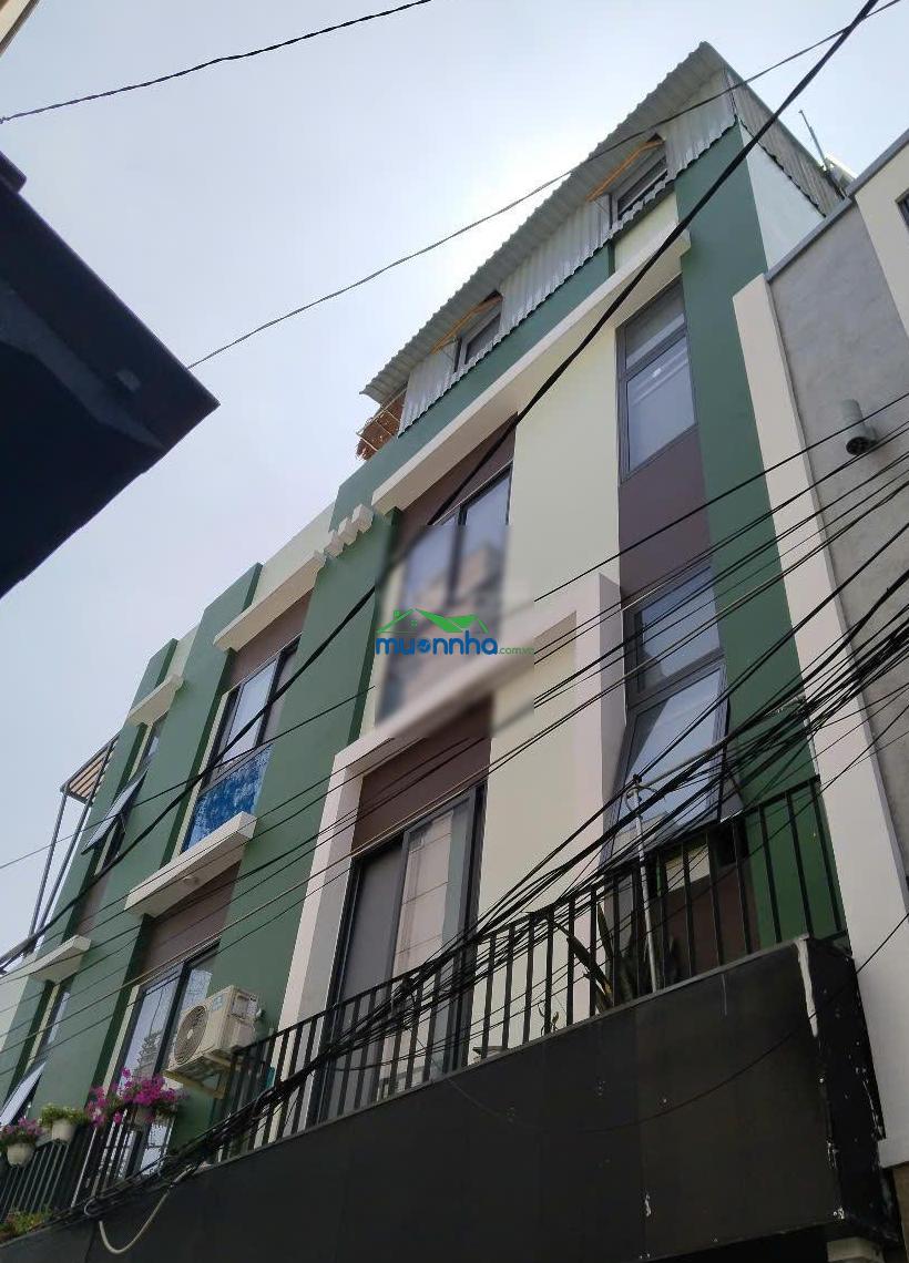 Căn góc-cách mt 5m phạm văn đồng hướng sân bay 4 tầng 6 phòng 1 mbkd cho thuê 27tr/tháng giá: 7,9tỷ - 2