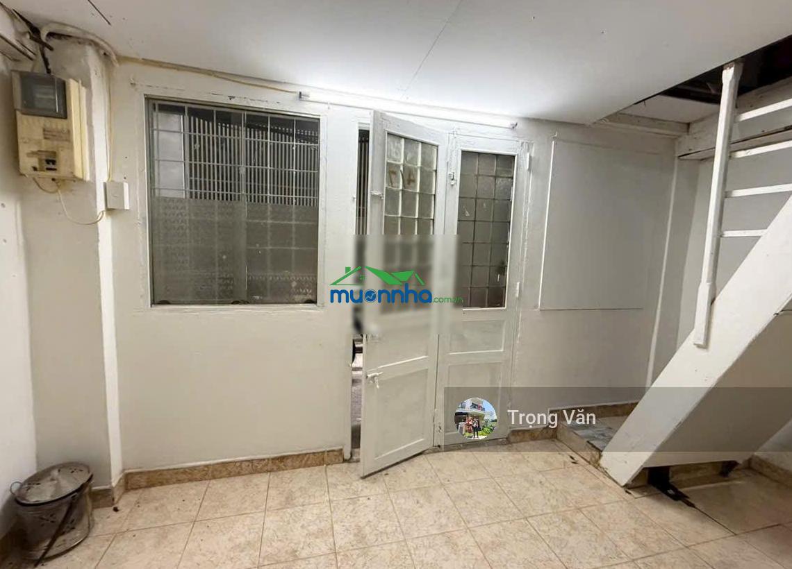 Đang vay 4 tỷ, bán luôn 4.95 tỷ - nhà p. bến thành khu vip hiếm bán - 3 tầng hc đủ - 4