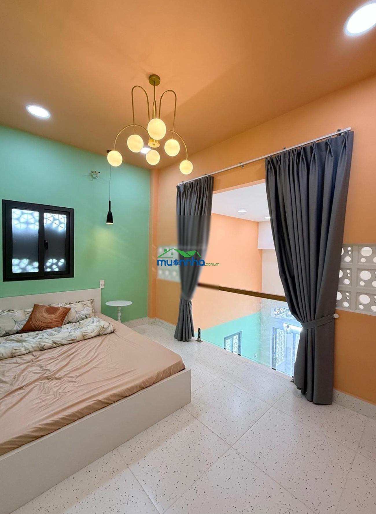 Bán nhà lô góc hẻm rộng thoáng, mới xinh ngay htp, q7 - dt sàn 120m², full nt - chỉ 91tr/m2 - 4