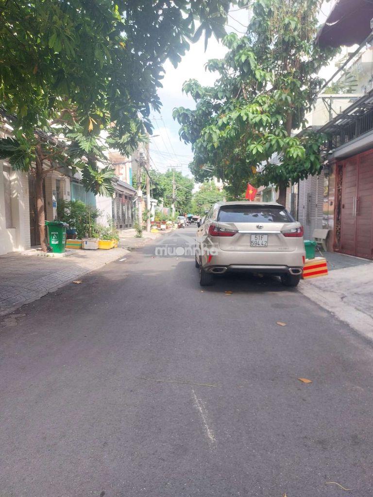 Cho thuê nhà hẻm xe tải đường lê ngã. 1 trệt 1 lửng. 2pn, 1wc