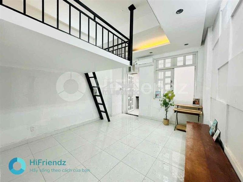 Cho thuê phòng duplex ban công tách bếp siêu rộng ngay gần nguyễn suý
