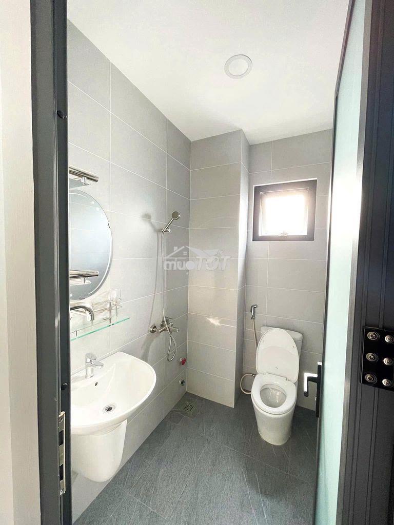 Phong vip sát quận 5 và 1 , 45m2 , giá rẻ , ngay cầu nguyễn văn cừ - 2