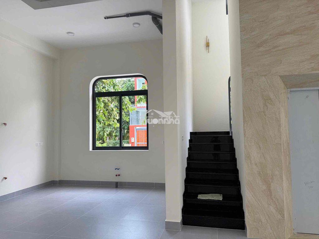 Cho thuê nhà 2 mặt tiền nguyễn văn kỉnh, q2 - 3