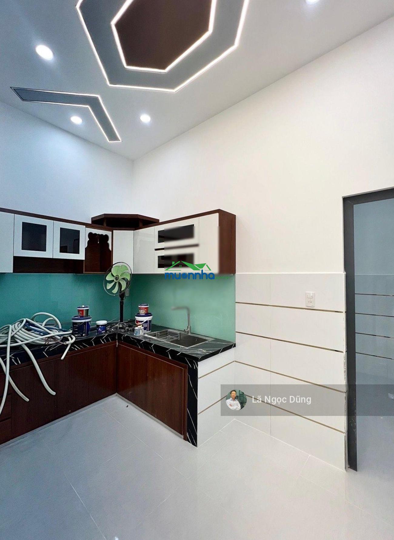 Bán nhà 2 tầng, ngay khu vip tên lửa, 4x11.2m, hẻm hơn 3m, đường số, giá chỏ 5 tỉ hơn xíu.