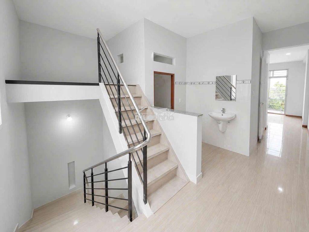Hh gửi dv dẫn dùm nhà hẻm nhựa xe tải thông tqtq 6x16m 2 lầu 5pn - 2