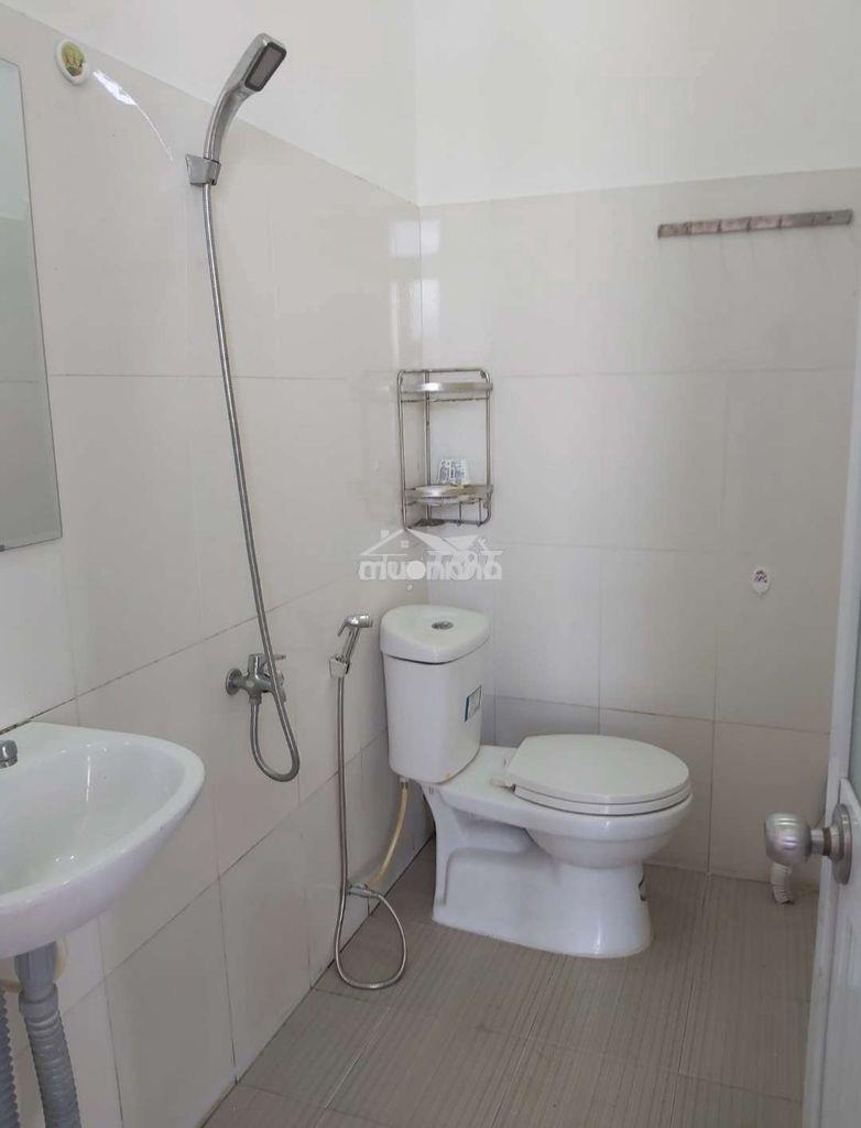Cho thuê phòng máy lạnh, cửa tự do linh đông (cũ) - Ảnh 4