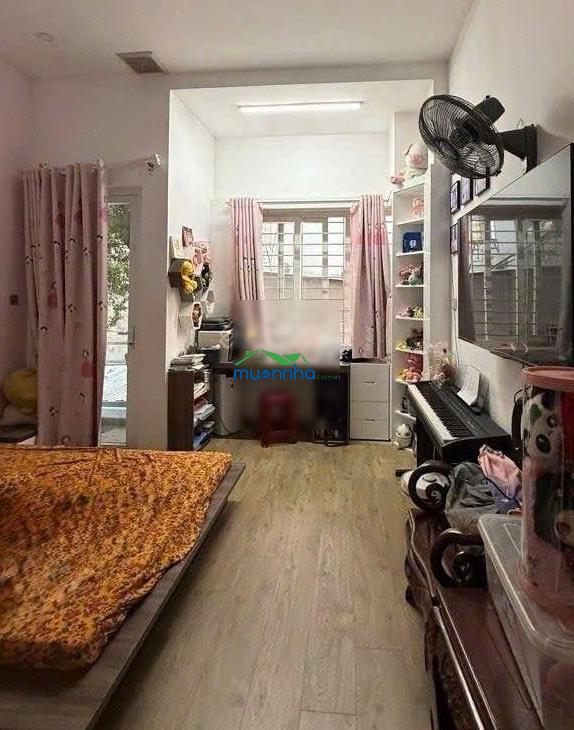 Bán nhà đường nguyễn hữu tiến tây thạnh tân phú đường 5m xe hơi vào nhà