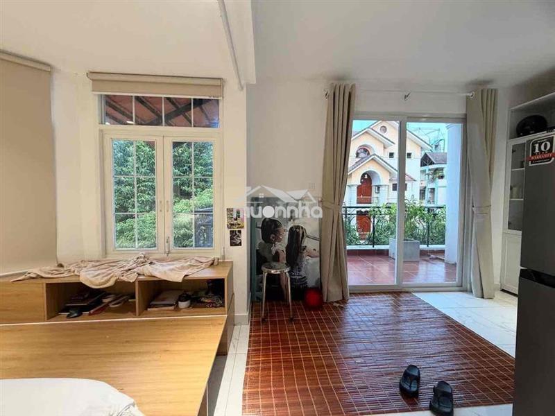 Cho thuê căn hộ studio + ban công rộng rãi ngay vlu - emart - vincom