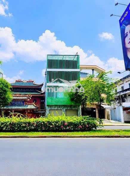 Cho thuê tòa nhà 8.3x 21 mặt tiền đường hồng bàng, q6 1xx/ tháng. - 2