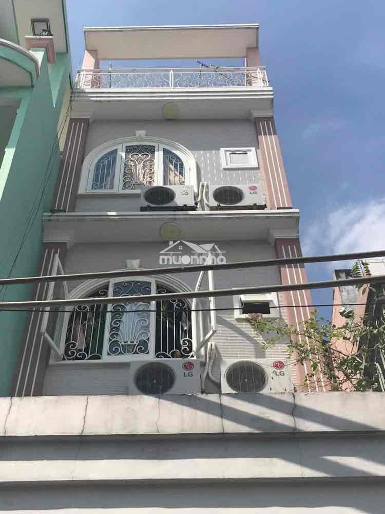 Phòng trọ quận 4 đẹp rẻ có máy lạnh, wc