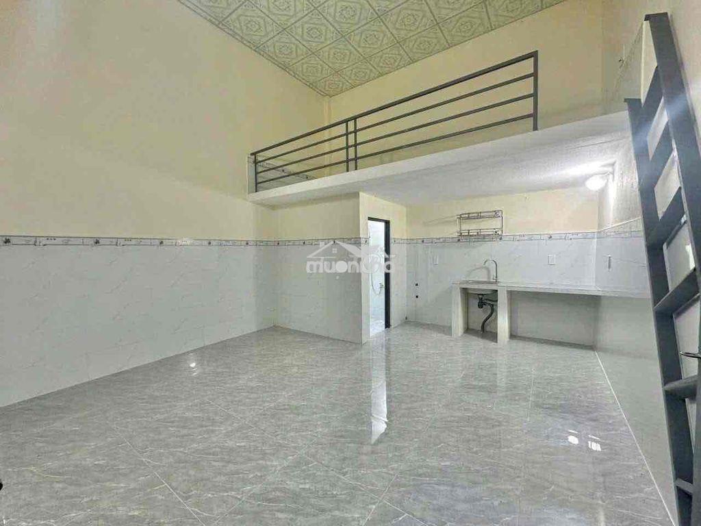 Cho thuê phòng trọ 30m2 gác cao, cực thoáng đường nguyễn trãi (dĩ an) - 2
