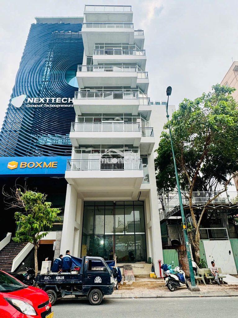 Cho thuê toà nhà office mới 100% tại khu vực sân bay quận tân bình hcm