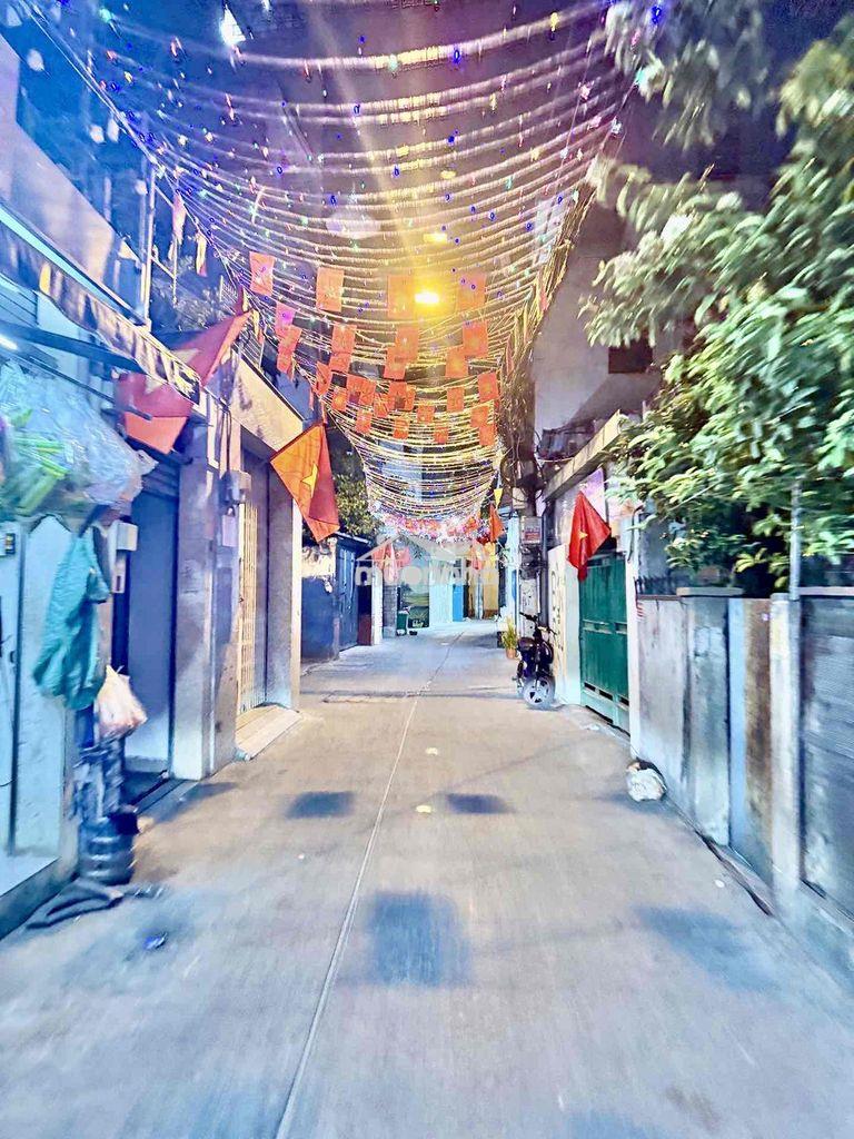 🏠 Hiếm, nhà lô góc 2 mặt thoáng ,gần metro số 2, cách mạng tháng 8 ,gi - 3