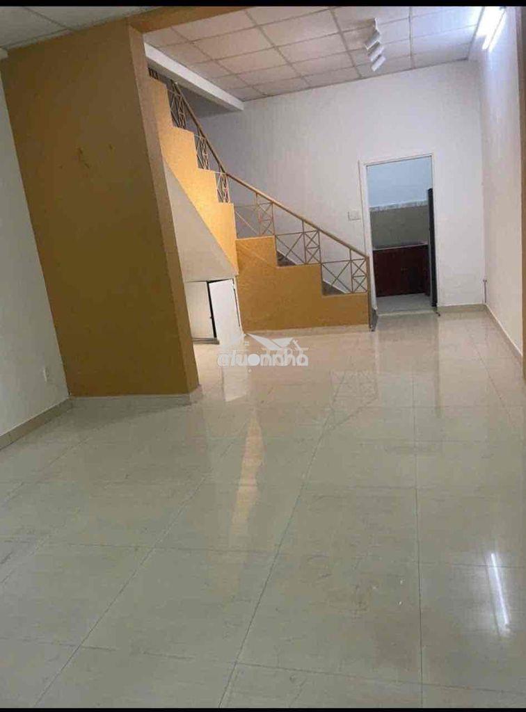 Cho thuê nhà nguyên căn.trệt 1 lầu (dt:4,2x14m) 2pn2wc bạch đằng p24bt
