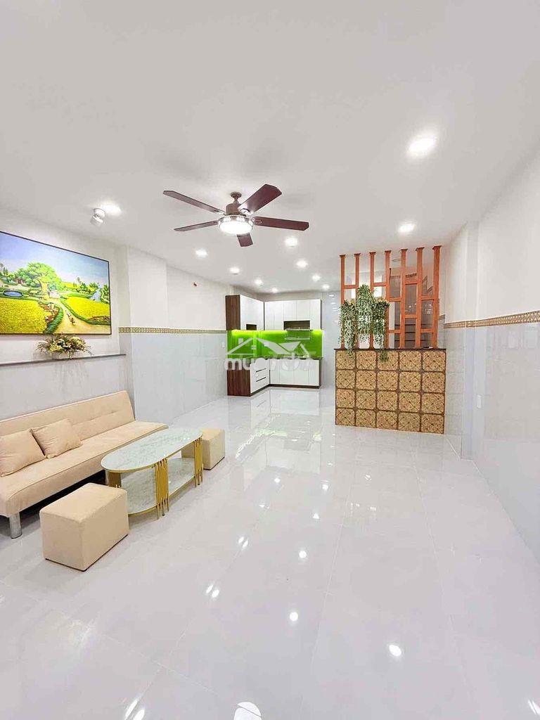 Nhà vị trí đẹp - rộng 37m2