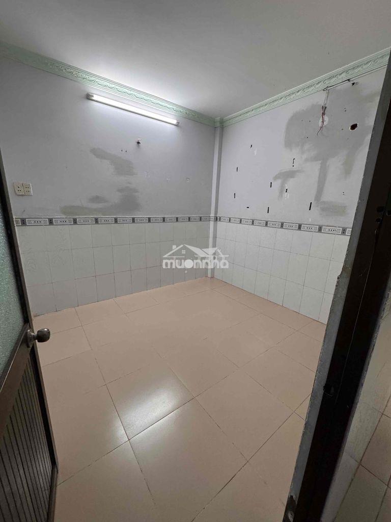 Nhà cho thuê gần aeon tân phú 2 pn 2wc - 2