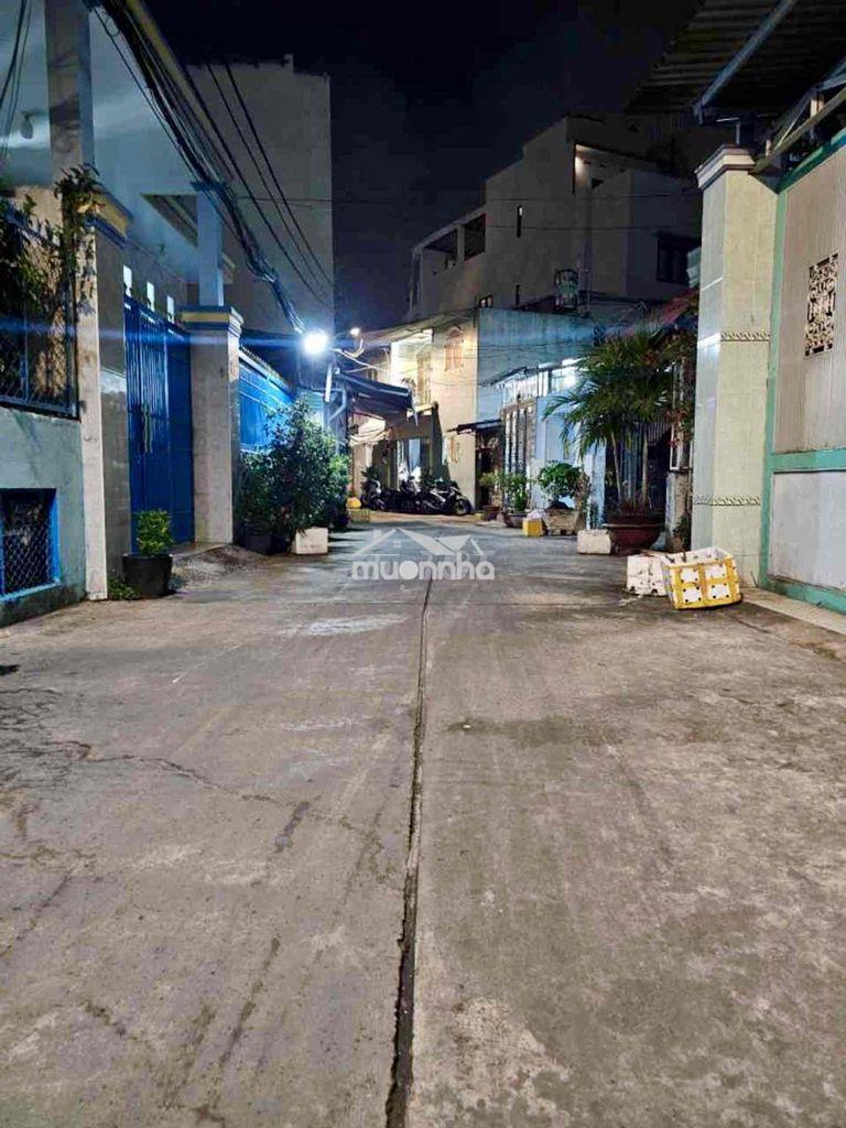 Q.6 - hẻm thông xe tải - văn thân - 3 x 22 - nhà nát - sổ hồng riêng
