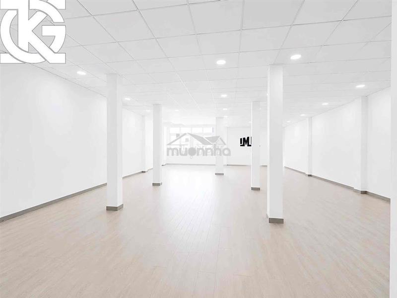 Cho thuê văn phòng 140m2 ở 9 trương quốc dung, q.phú nhuận giá 9,9$/m2