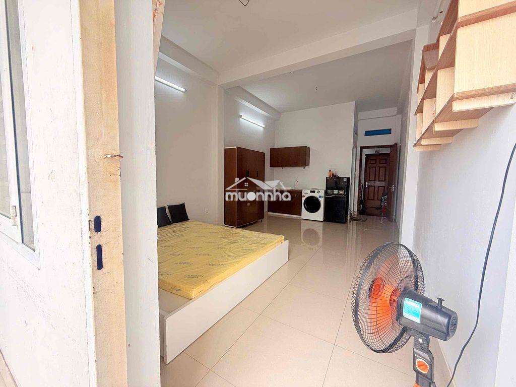 Cho thuê căn hộ siêu rộng ban công + cửa sổ full nội thất có máy giặt - 2