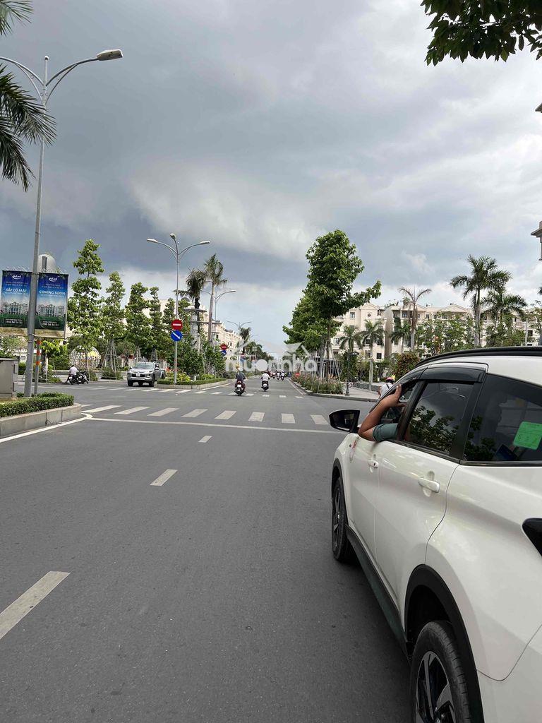 🐳★ Nhà đẹp kdc cityland park hills p10 gò vấp