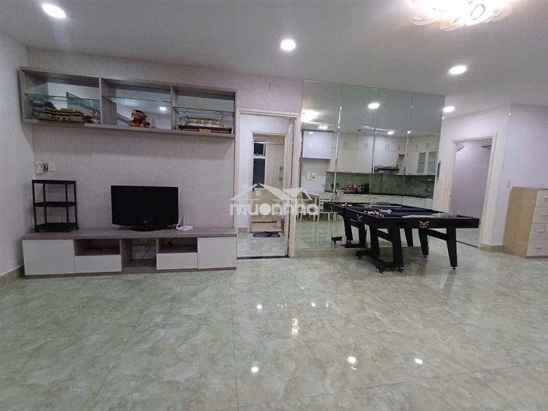 Cho thuê căn góc 2 phòng ngủ lô c, rộng 100 m2 có nội thất như hình