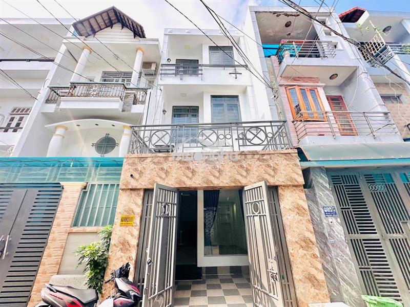 Nhà đẹp 4m x 13m 3 tầng hẻm nhựa 6m khu đồng bộ đường thới an 20 - q12