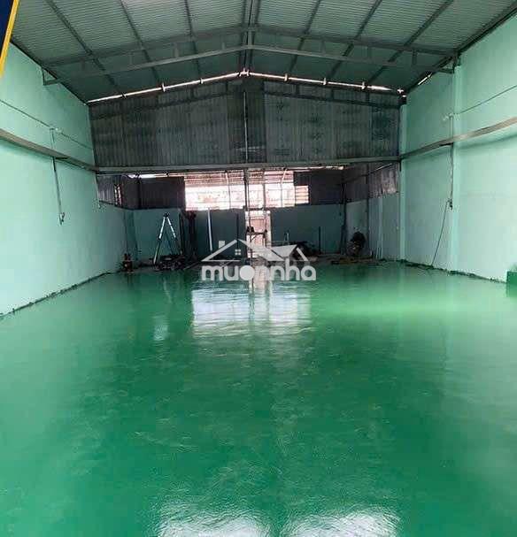 Xưởng dĩ an 300m² đường cont 24/24 nền epoxy có 3fa sản xuất