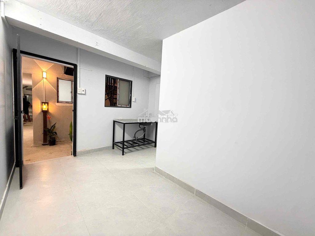 Cho thuê phòng ngay ngã 3 nguyễn sơn với thoại ngọc  hầu - 2