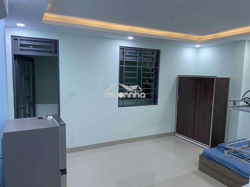 Chdv trọ sát bên cvpm quang trung