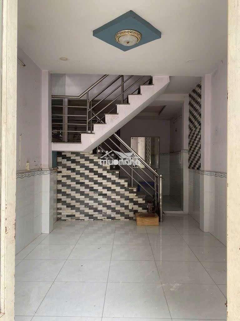 Nhà chính chủ cho thuê 3,5m x 10m 2lầu 3pn 3wc sân thượng 