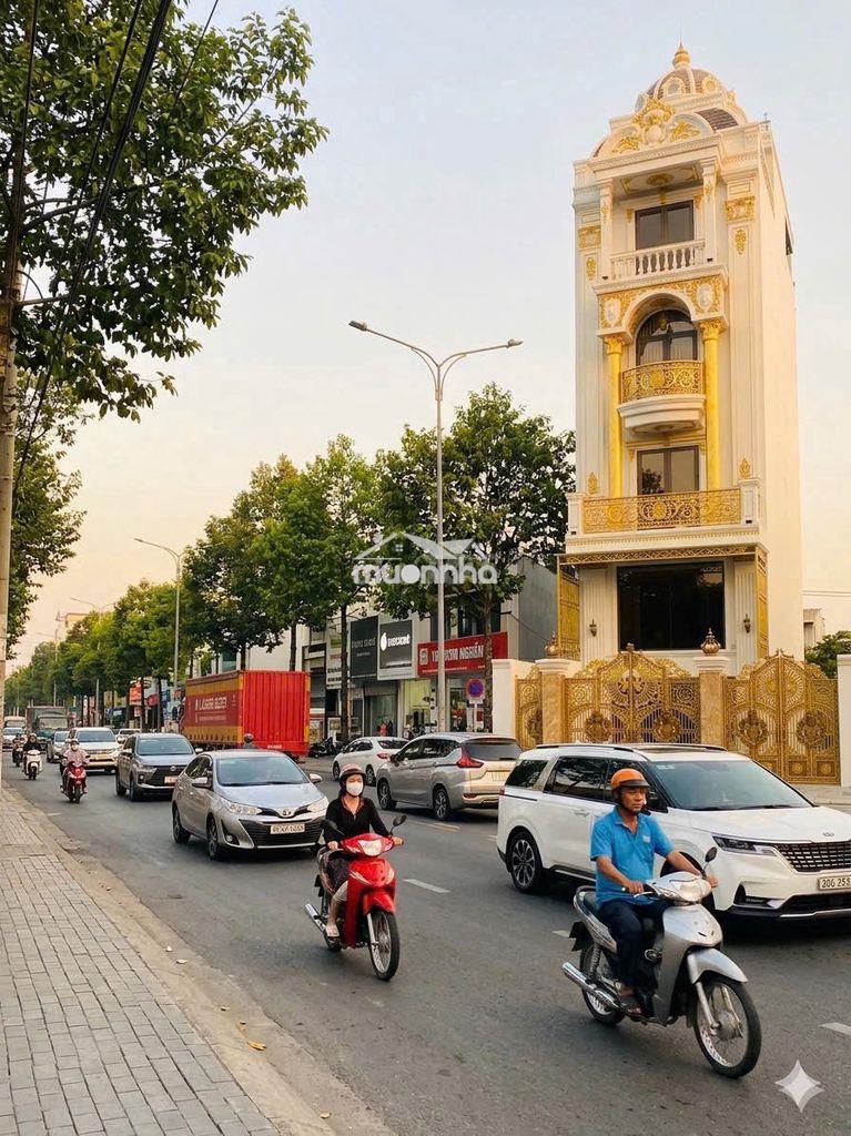 Nhờ a/c môi giới bán 🌹mặt tiền 5 tầng có thang máy / để lại nội thất 