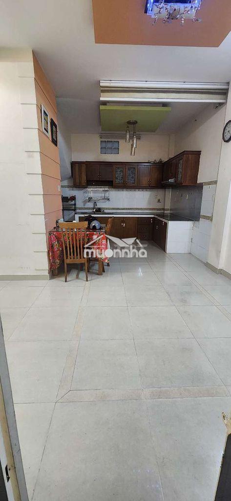 Nhà 3 tầng  2 pn phan đăng lưu giá chỉ 13tr