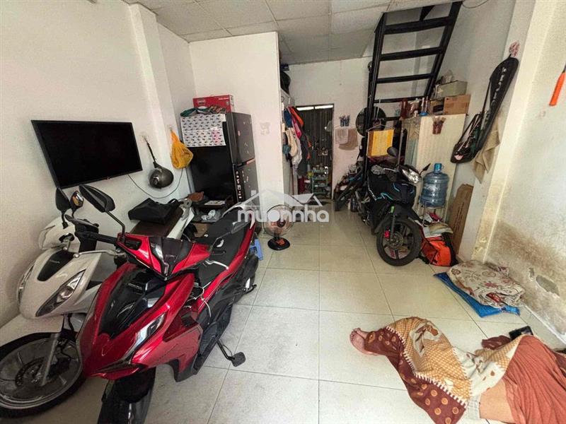 Cho thưe nhà viêw chill xe lửa hẻm ô tô 5,5tr