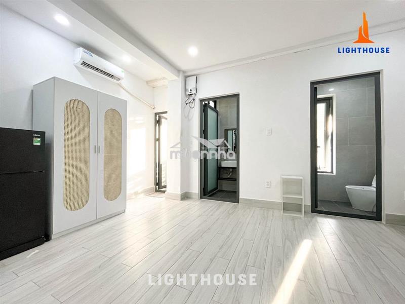 Siêu phẩm ban công 1pn tách bếp full nt vlu và iuh sát cv văn hóa