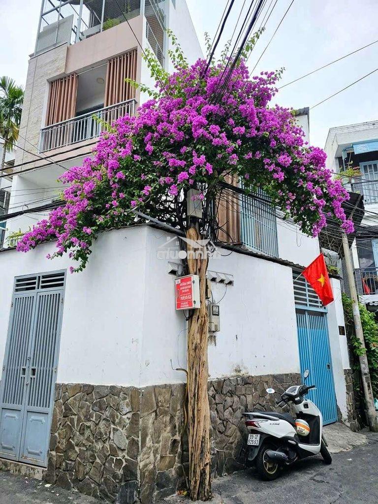 Mua bán nhà quận 4, 70m2 đất, dân cư hiện hữu, 2 tầng, mt hẻm thông