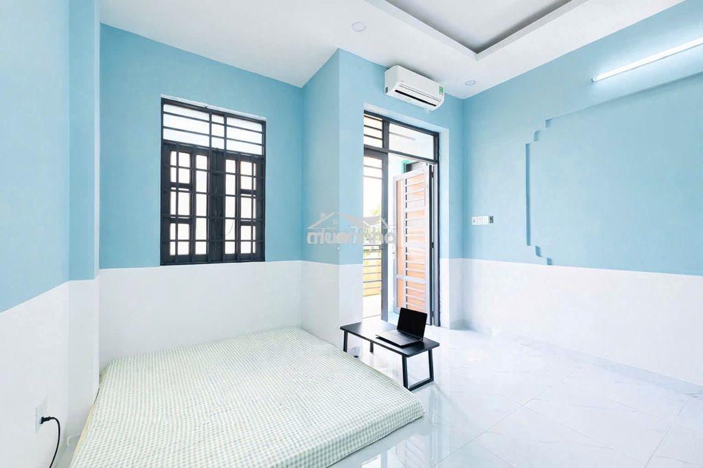 Ban công thoáng thuận tiện đi phú mỹ hưng, cầu tân thuận, free xe - 2
