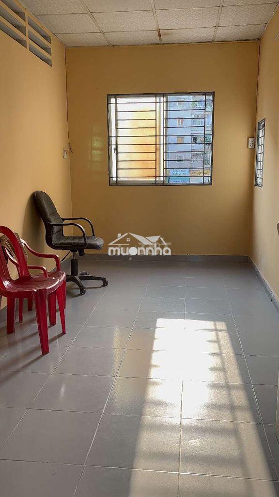 Cho thuê 1 căn 45m2, lầu 1 ngay ngô quyền q5 sau lưng bv đh y dược. - 3