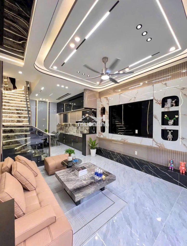 Hiện bên em đang có căn nhà phố vị trí rất đẹp giao thông thuận tiện - 3
