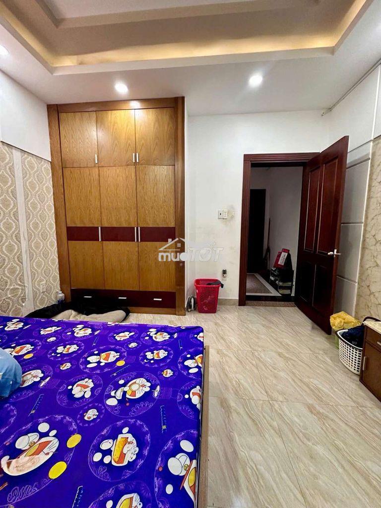 Siêu phẩm, 4m x 16m x 4 tầng lầu gần cổng t3 - 4