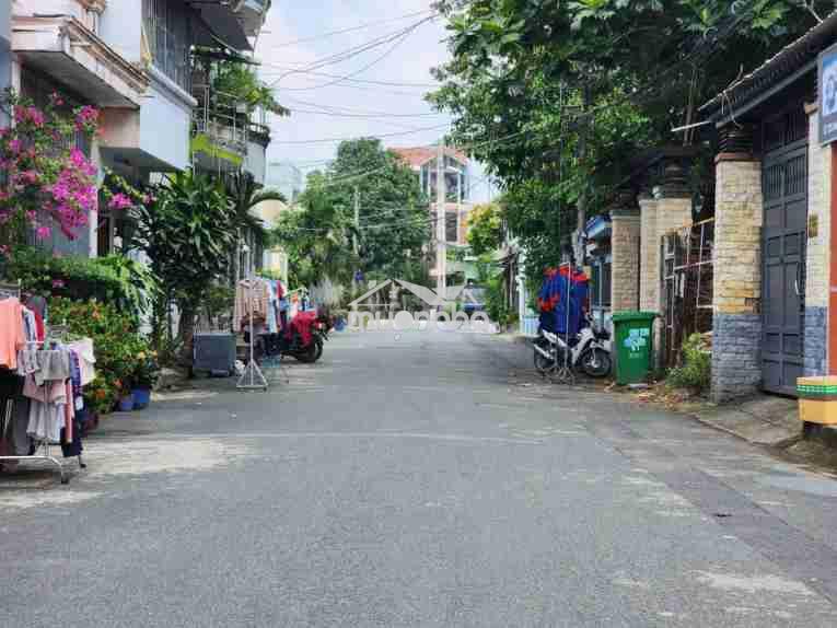 Nhà 268m2 ngang 6m - đường lê văn việt tnpa q9 - giá trong kẹt...!! - 2